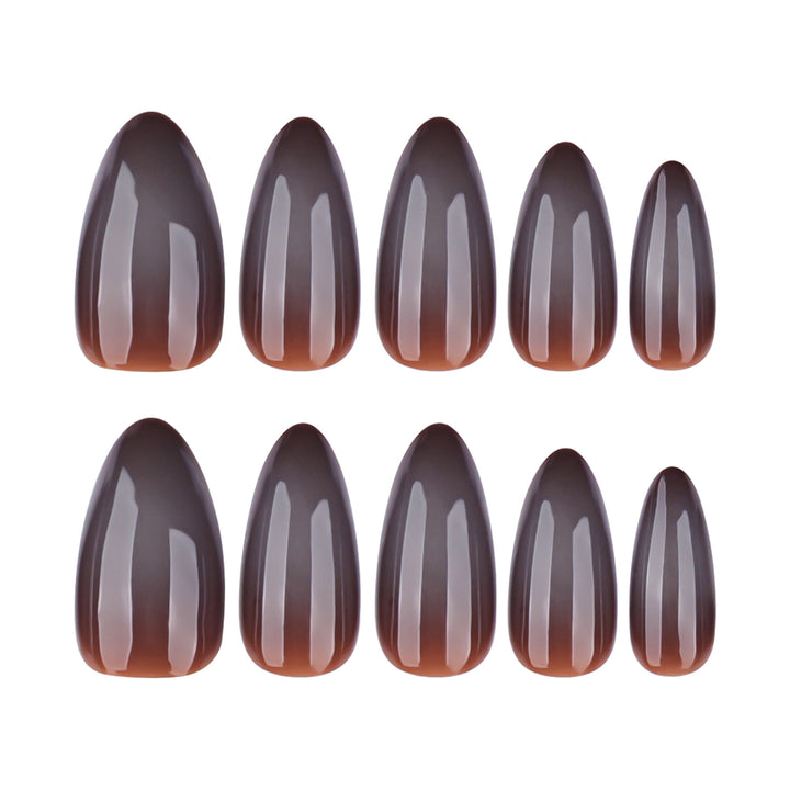 Kunstvolle Nagelverlängerungen im eleganten Bananen-Design Karnz