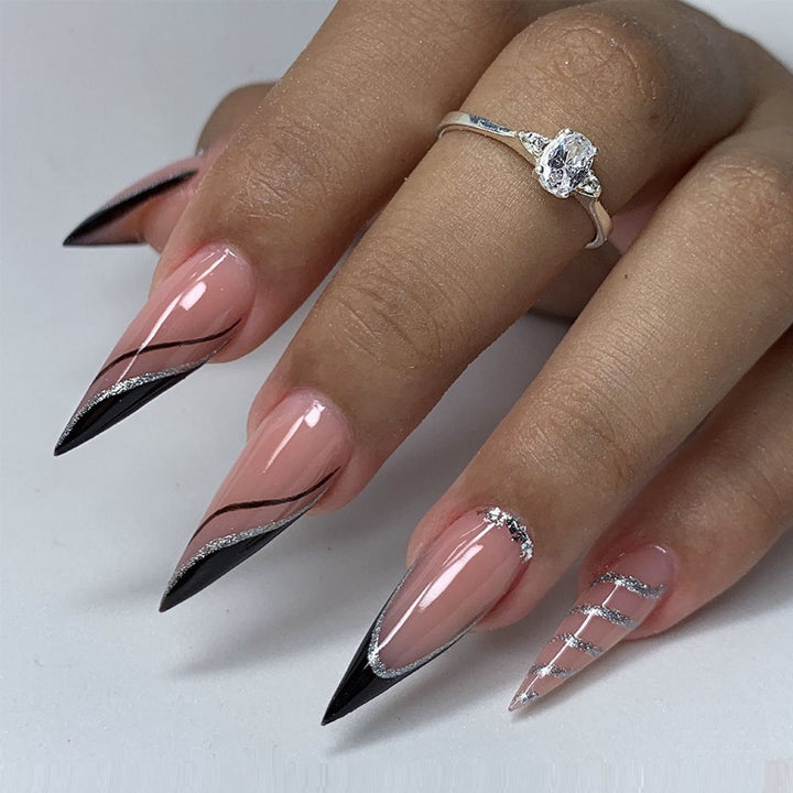 Glamouröse Glitzer-Stiletto Press-On Nägel Karnz