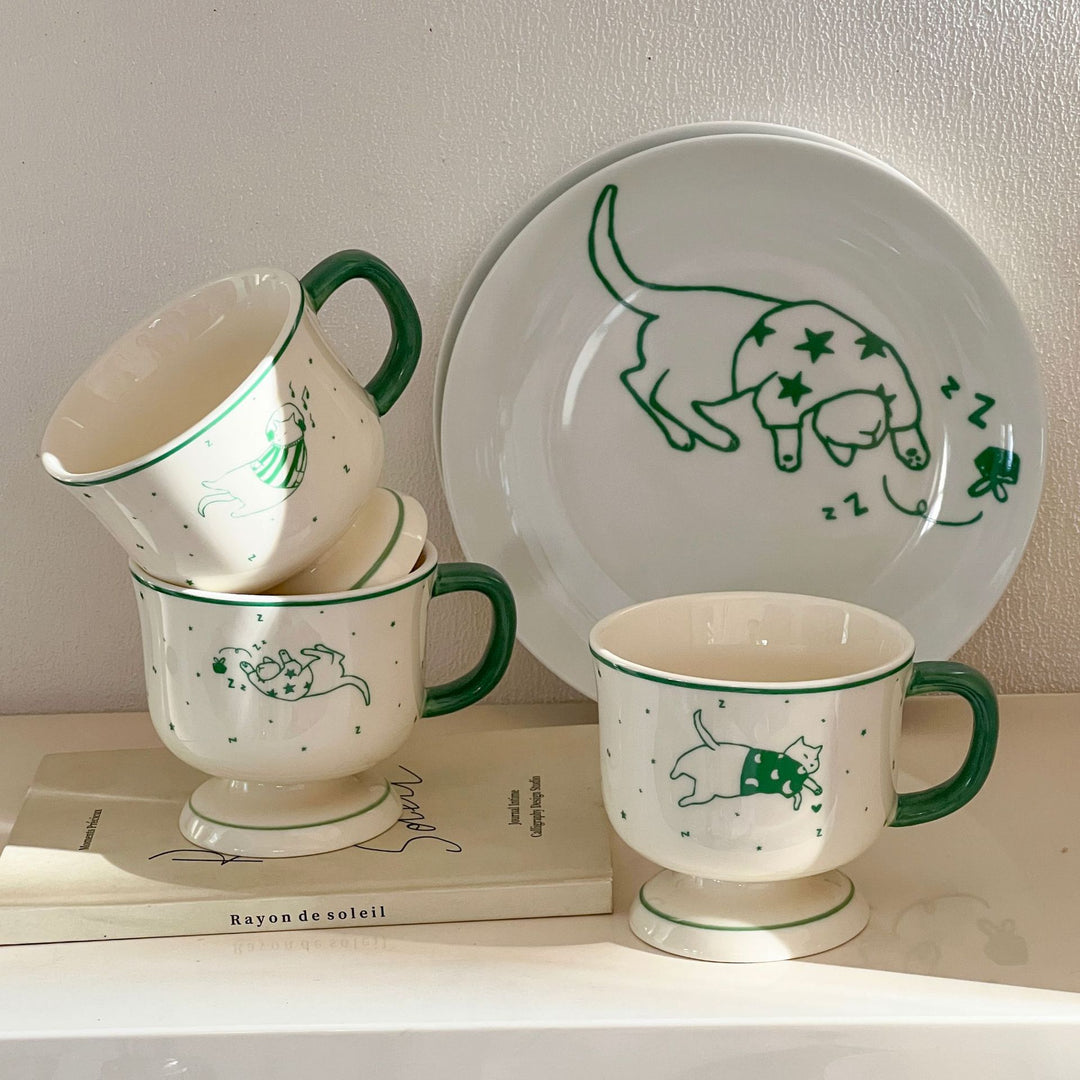 Handgefertigter Keramik-Teller mit illustrativem Katzenmotiv