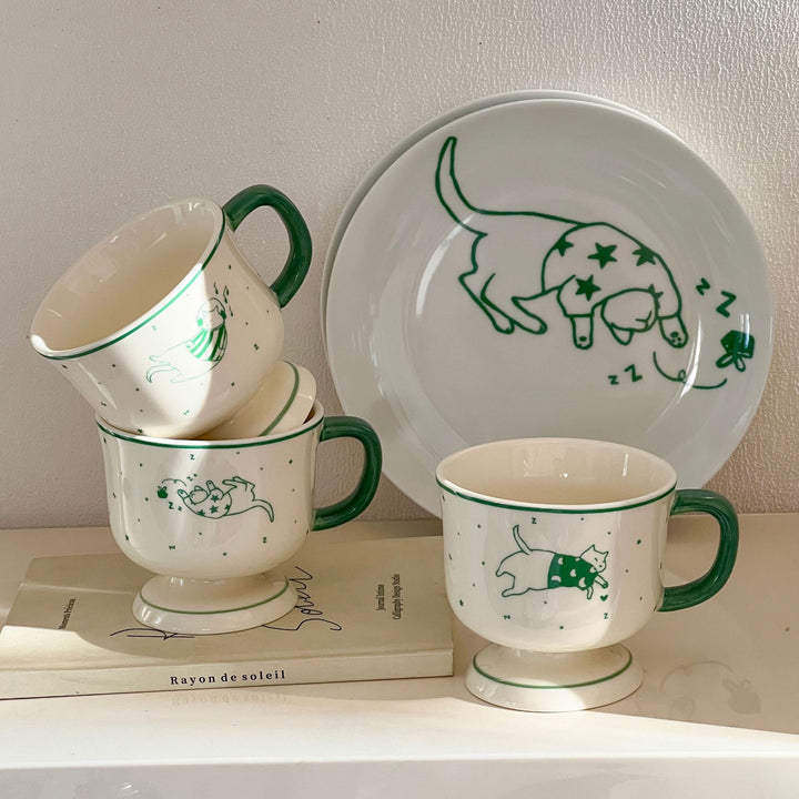 Handgefertigter Keramik-Teller mit illustrativem Katzenmotiv