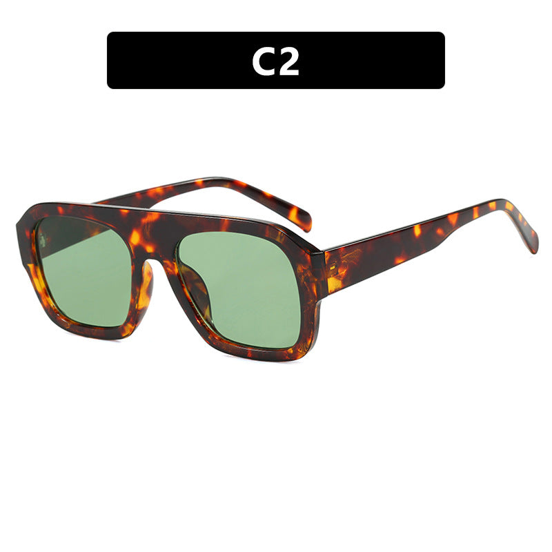Damen modische Sonnenbrille im schützenden Oversized-Format Karnz