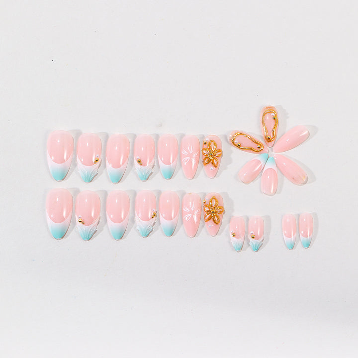 Elegantes florales Nagelkunst-Set Karnz