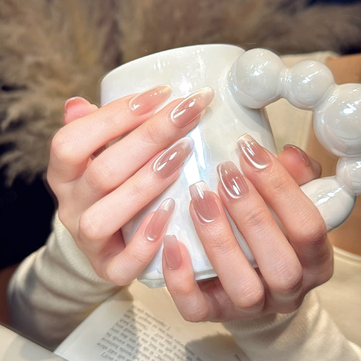 Elegante Acryl-Nagelverlängerungen Karnz