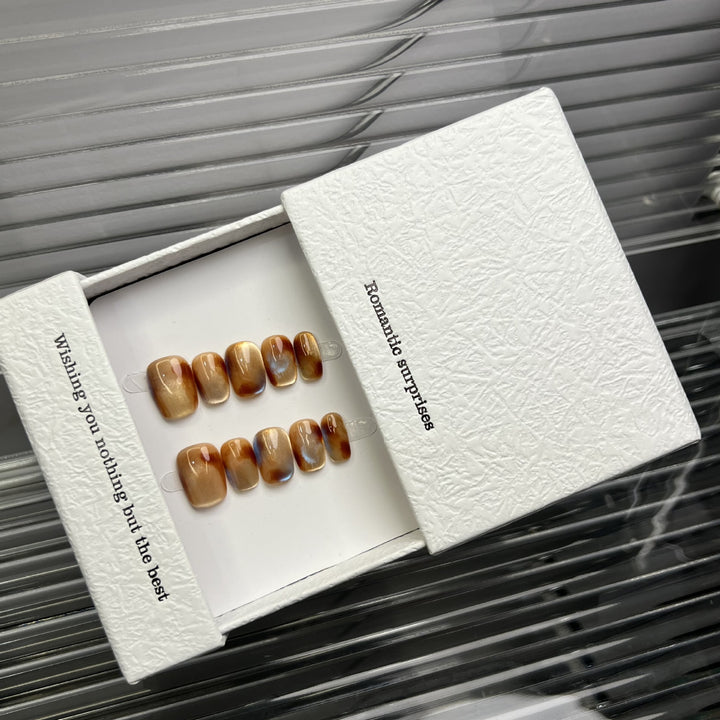 Stylisches Romantisches Press-On-Nagelset