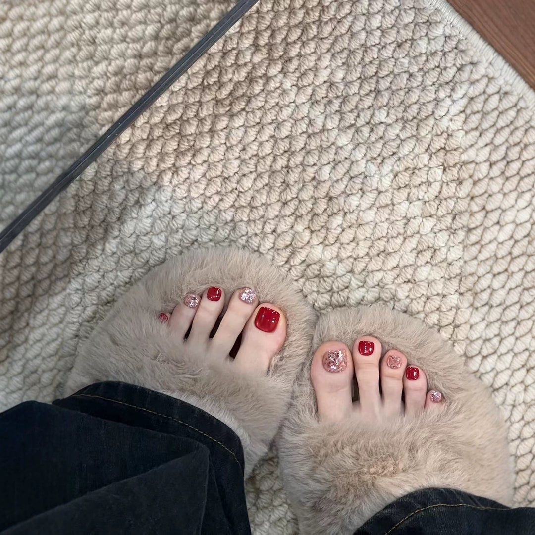Glänzende Pediküre Nagelkunst