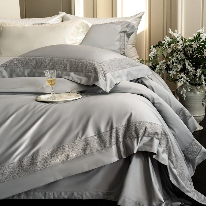 Luxus Baumwollsatin Bettwäsche-Set mit Spitzenbordüre und Kissenbezügen