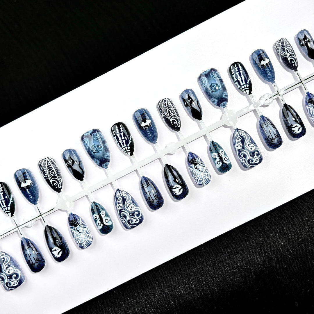 Künstlerische Halloween-Themen Press-On Nail Kollektion