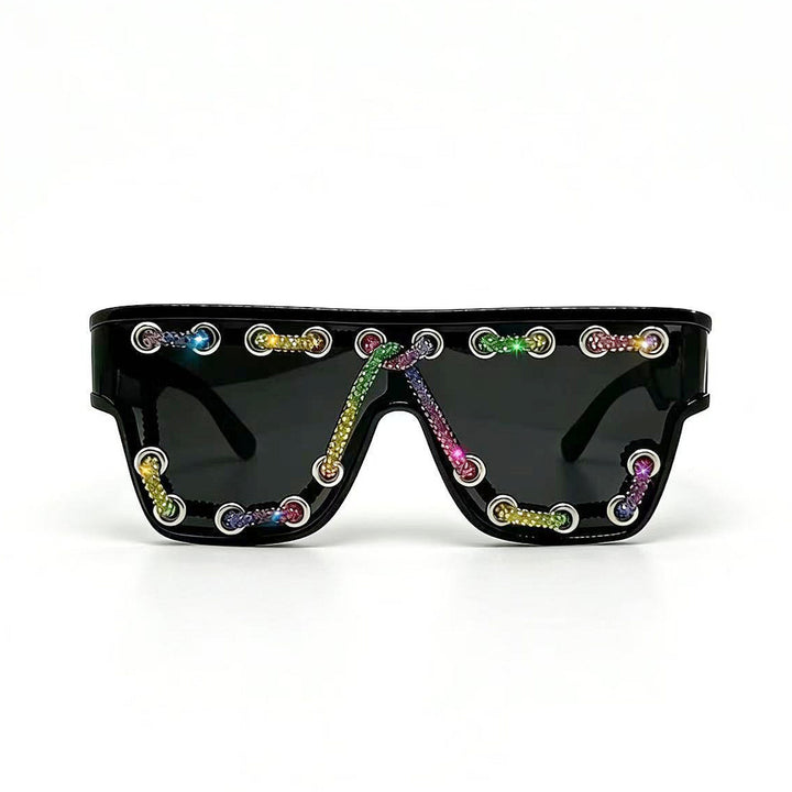 Damen Sonnenbrille mit extravagantem Design und dekorativer Kettenverzierung Karnz