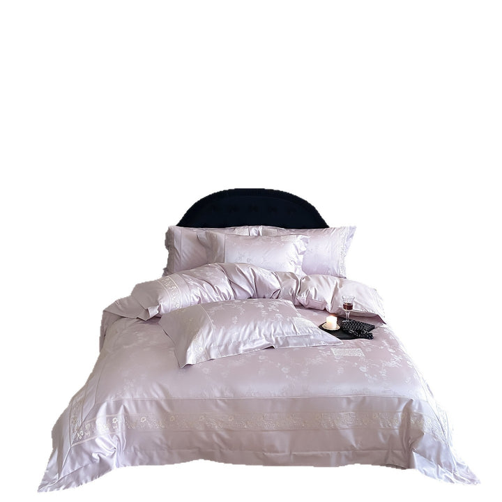 Feinsatin-Bettgarnitur mit tonalem Blumenjacquard und feiner Stickbordüre