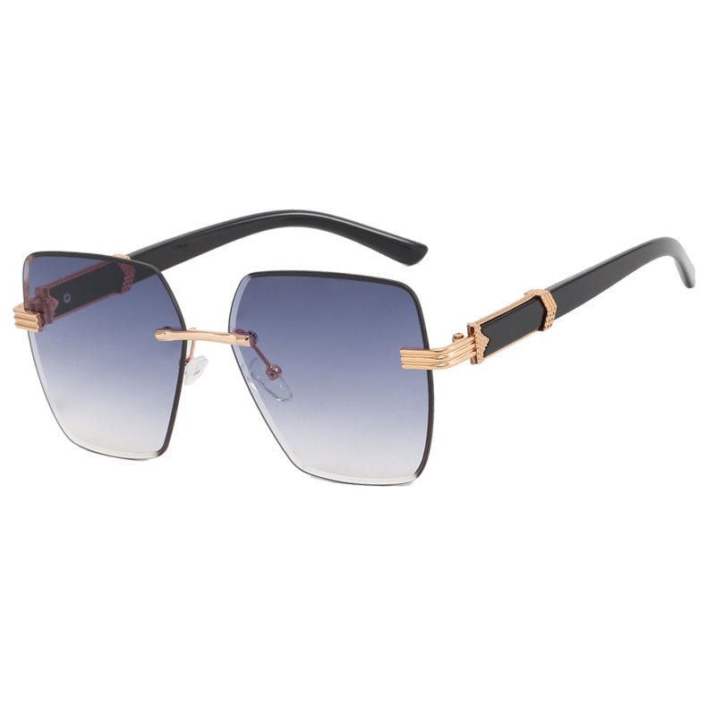Damen modische quadratische Sonnenbrille mit glamourösen Akzenten und UV-Schutz Karnz