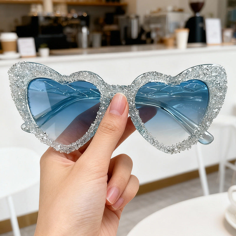 Funkelnde herzförmige Sonnenbrille Karnz