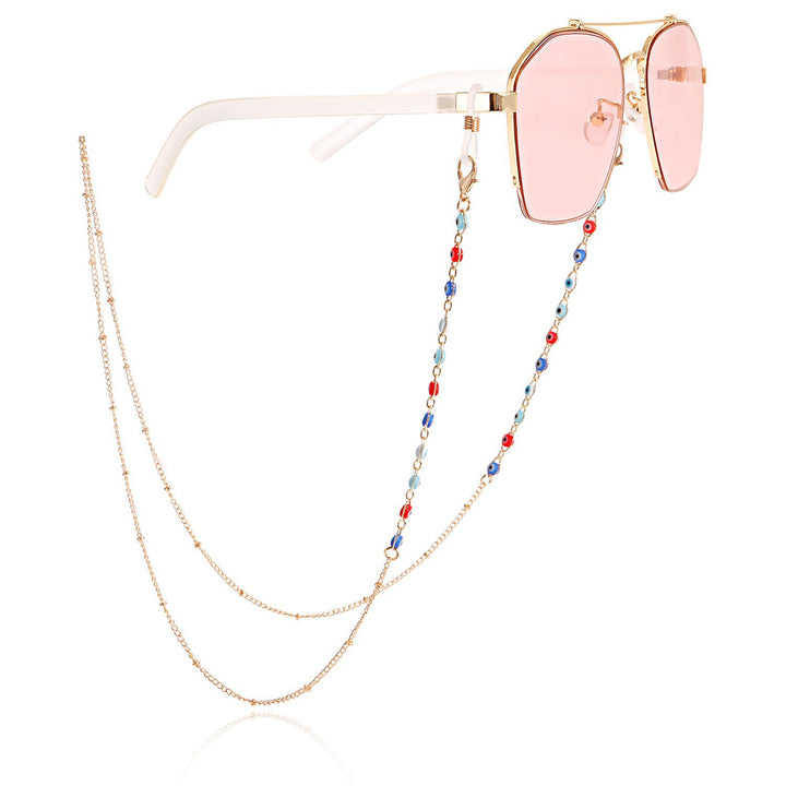 Stilvolle Sonnenbrille mit dekorativer Kette Karnz