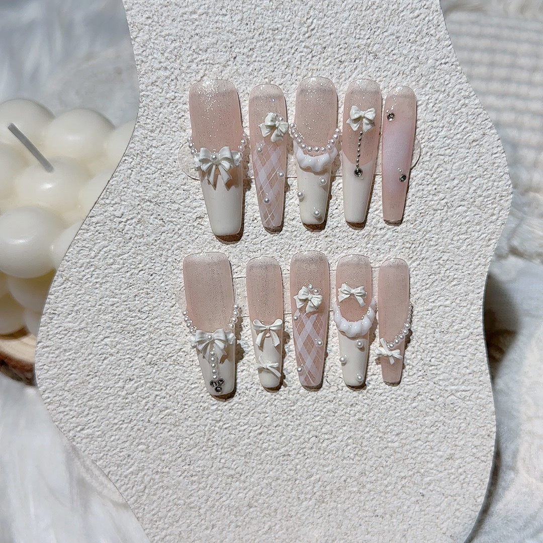 Elegantes Press-On-Nagelkunst-Set
