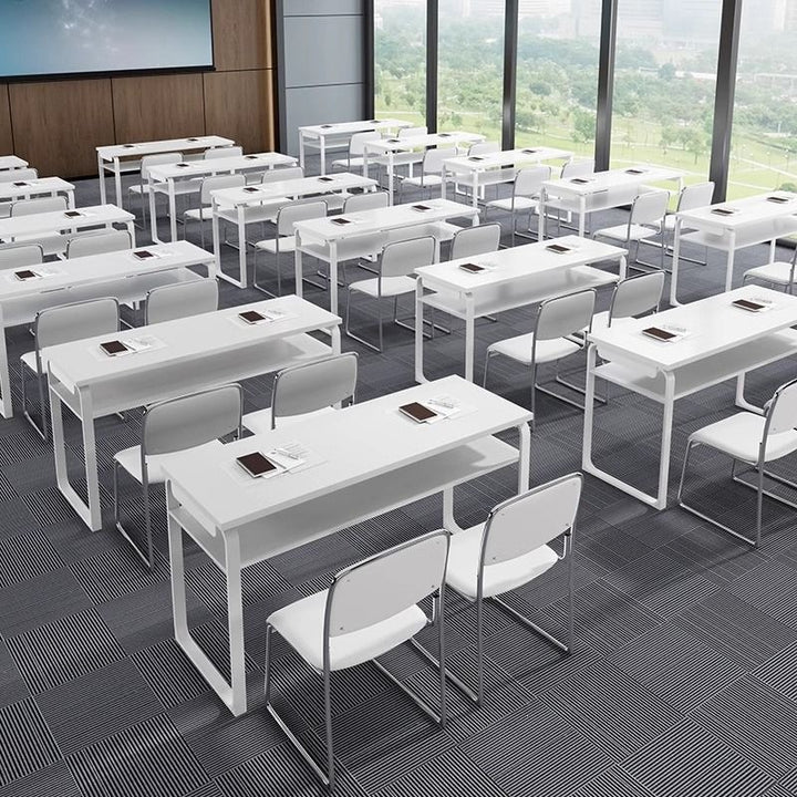 Moderner Konferenztisch mit integriertem Stauraum Karnz
