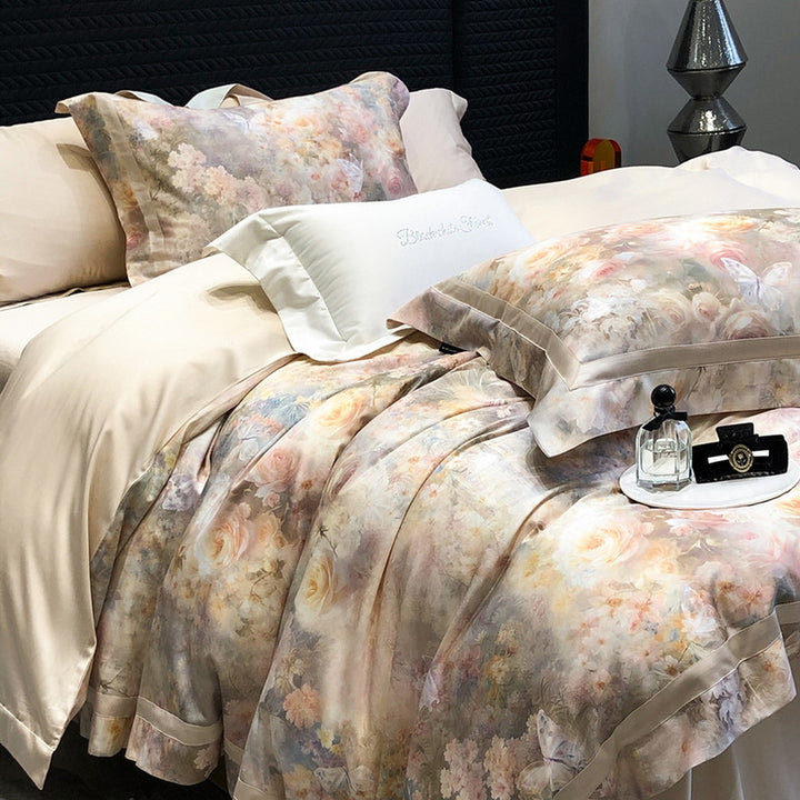 Bettwäsche-Set aus Baumwollsatin mit künstlerischem Aquarellmuster und dezenter Kedernaht