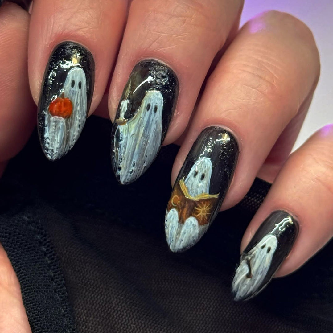 Künstliche Kunstnägel mit gruseligen Motiven Karnz