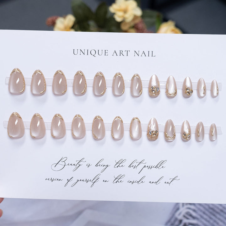 Elegantes Stiletto Press-On Nagelset