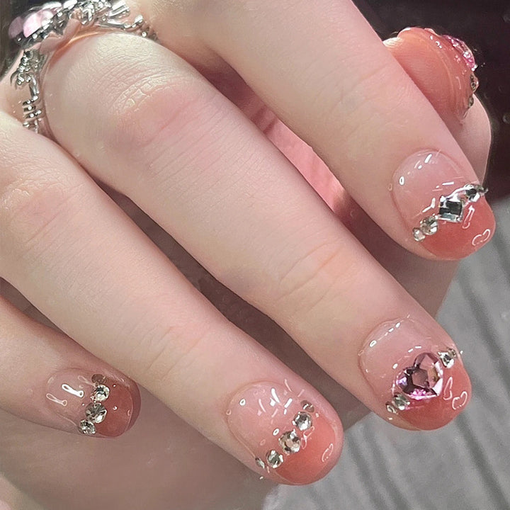Dekoratives Press-On Nagelkunst-Set Karnz