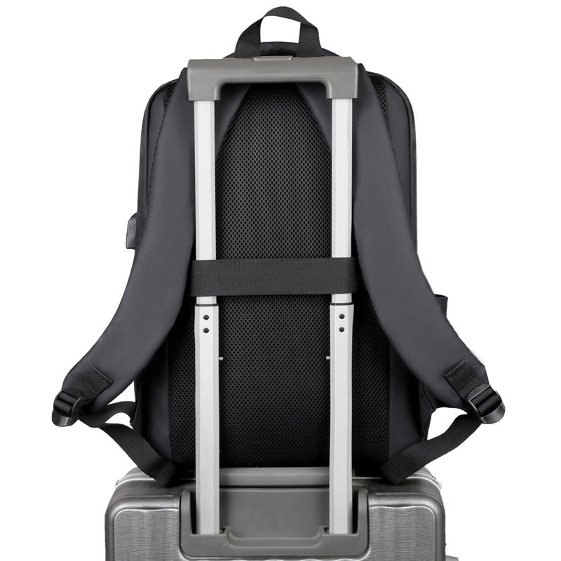 Ultra-funktionaler Tech-Rucksack Karnz