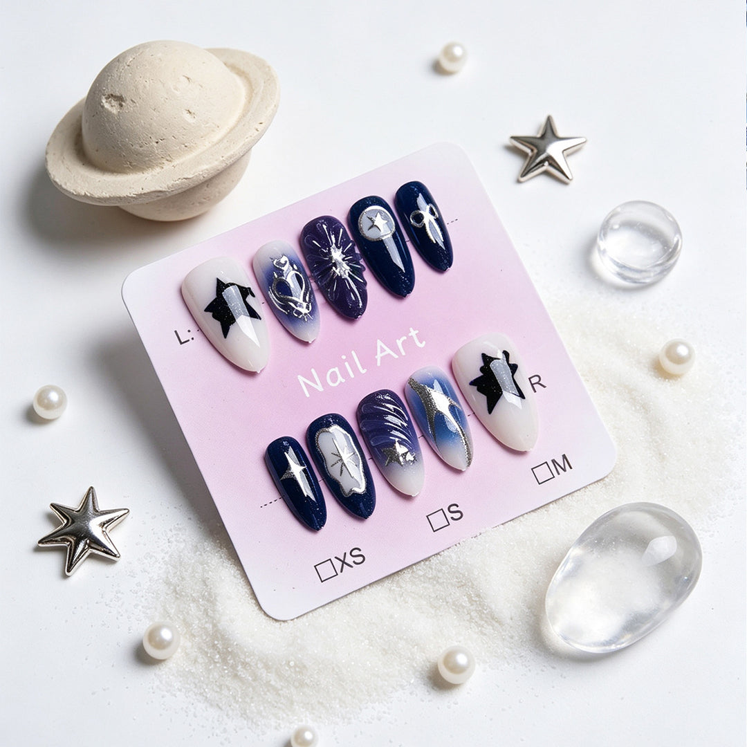 Kunstnagelset mit stilvollen Designs Karnz