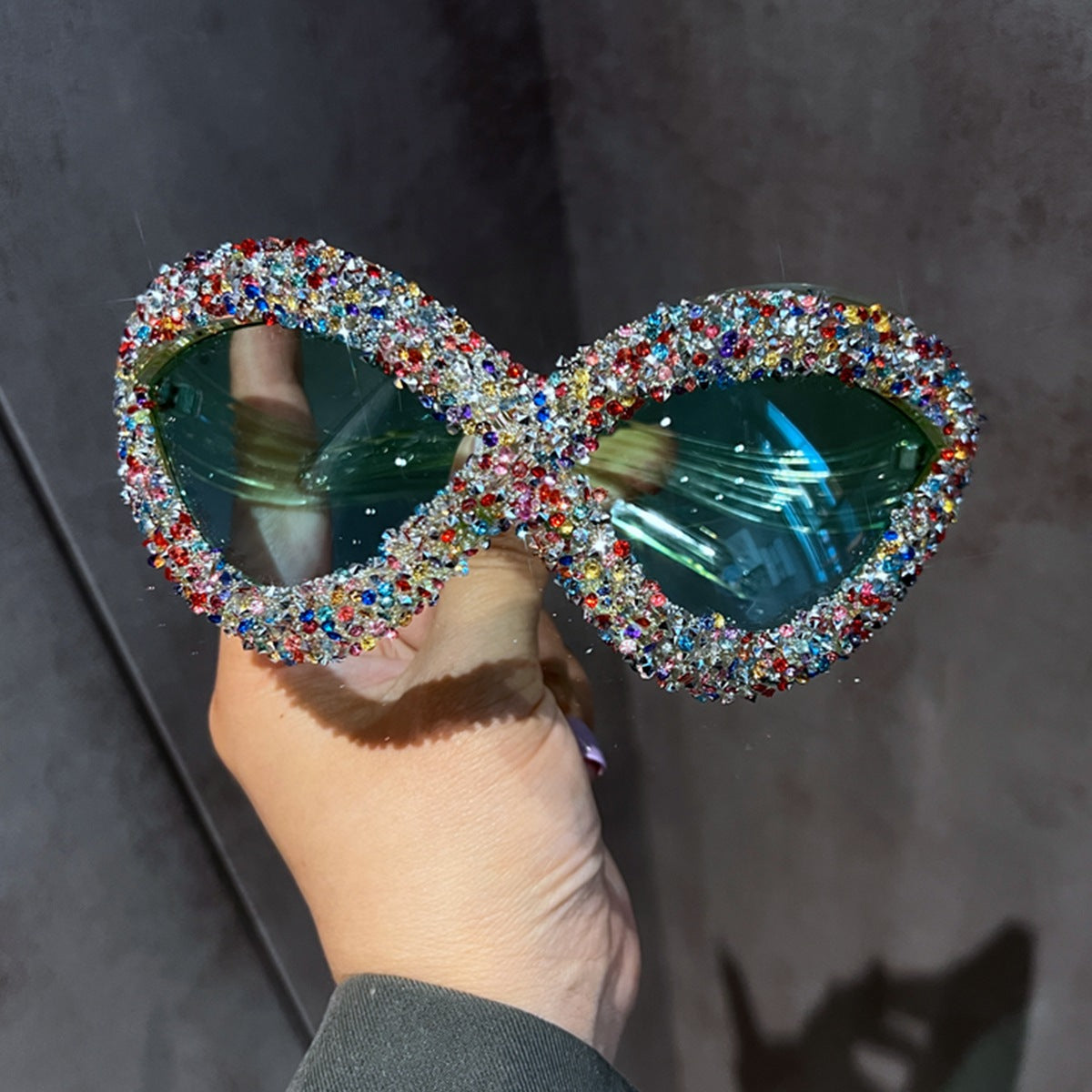Damen extravagante Sonnenbrille mit funkelndem Kristallbesatz Karnz