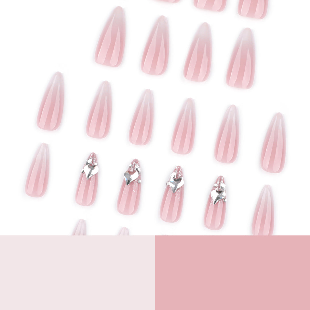 Elegante Stiletto-Kunstnägel mit Glitzerakzenten Karnz