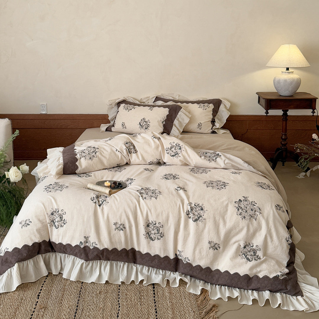Baumwoll-Leinen Bettwäschegarnitur mit Vintage-Blumenprint, Volant und Rüschen