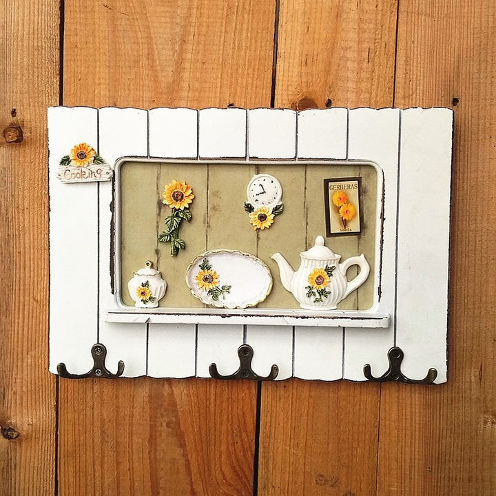 Dekorative, naturinspirierte Wandhakenleiste