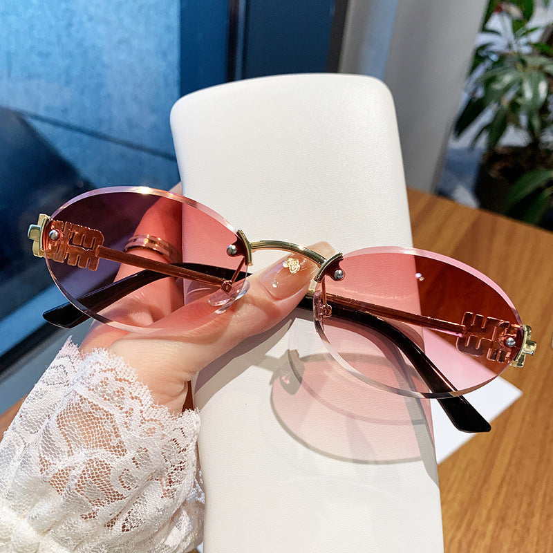Damen modische Sonnenbrille im eleganten ovalen Design Karnz
