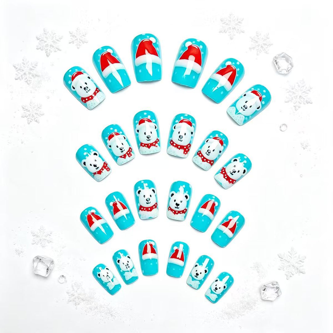 Kunstnägel mit Winterlichem Eisbär-Design Karnz