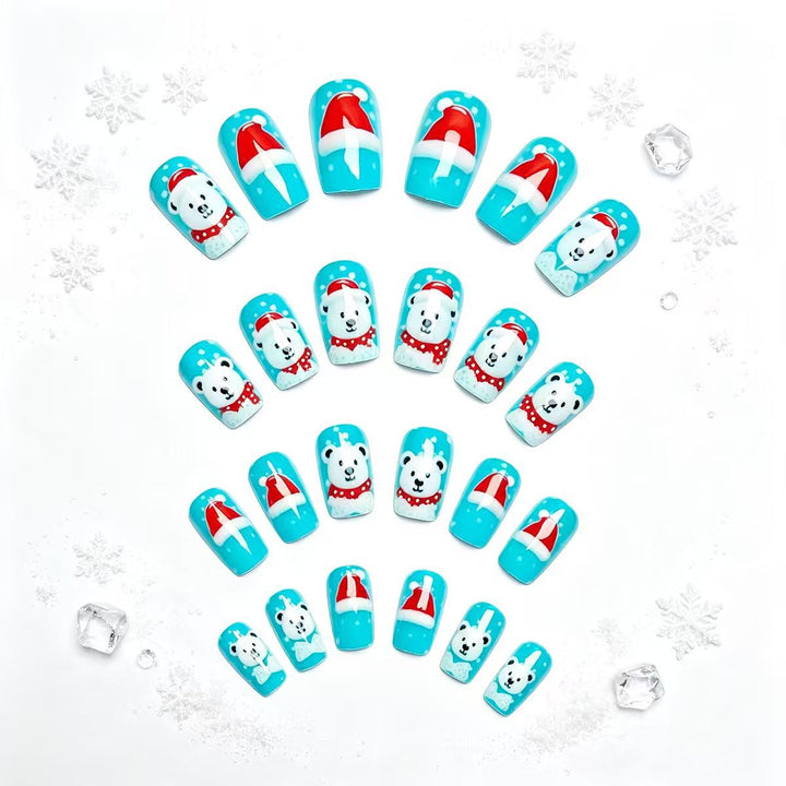 Kunstnägel mit Winterlichem Eisbär-Design Karnz