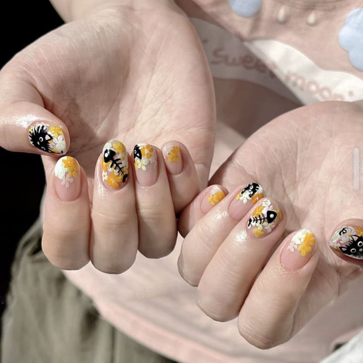 Dekorative Florale Nagelkunst