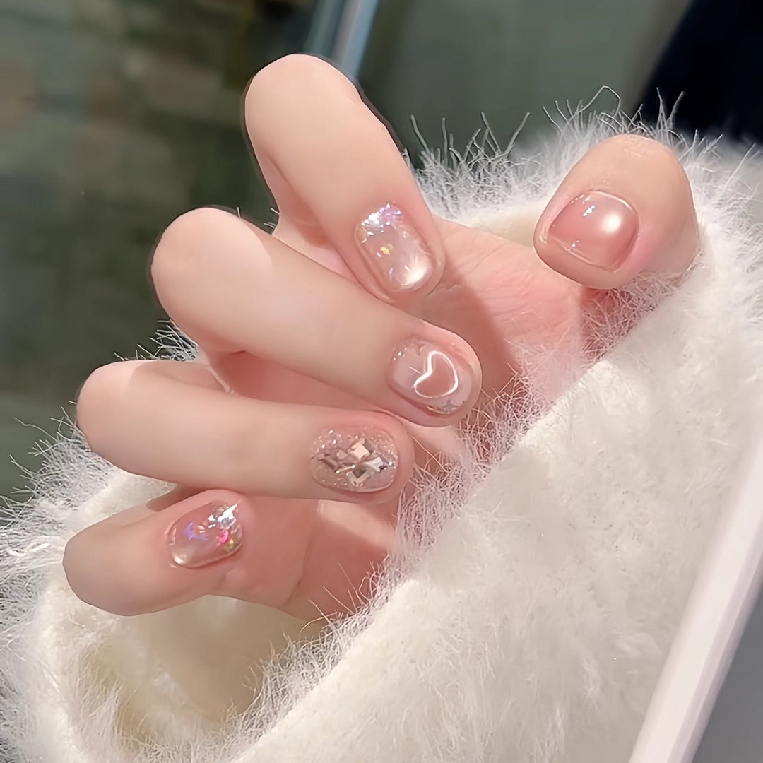 Stylisches dekoratives Press-On-Nagelset