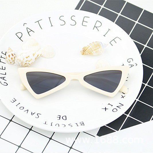 Damen modische Cat-Eye Sonnenbrille mit elegantem Design Karnz