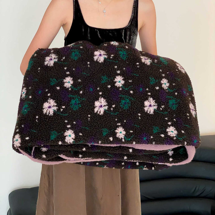 Plüsch Sherpa Wurfdecke mit retro floralem Bouclé-Textur