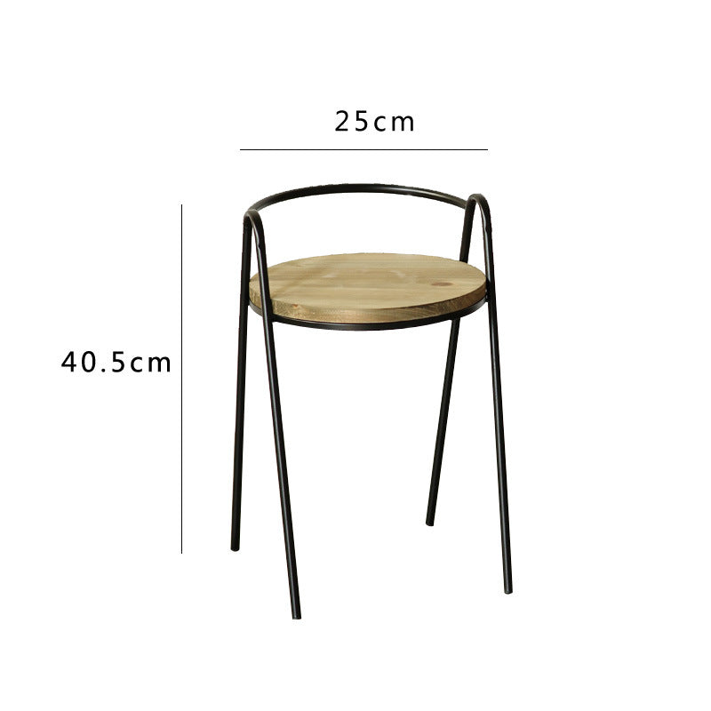 Moderner Hocker mit Holzsitz Karnz