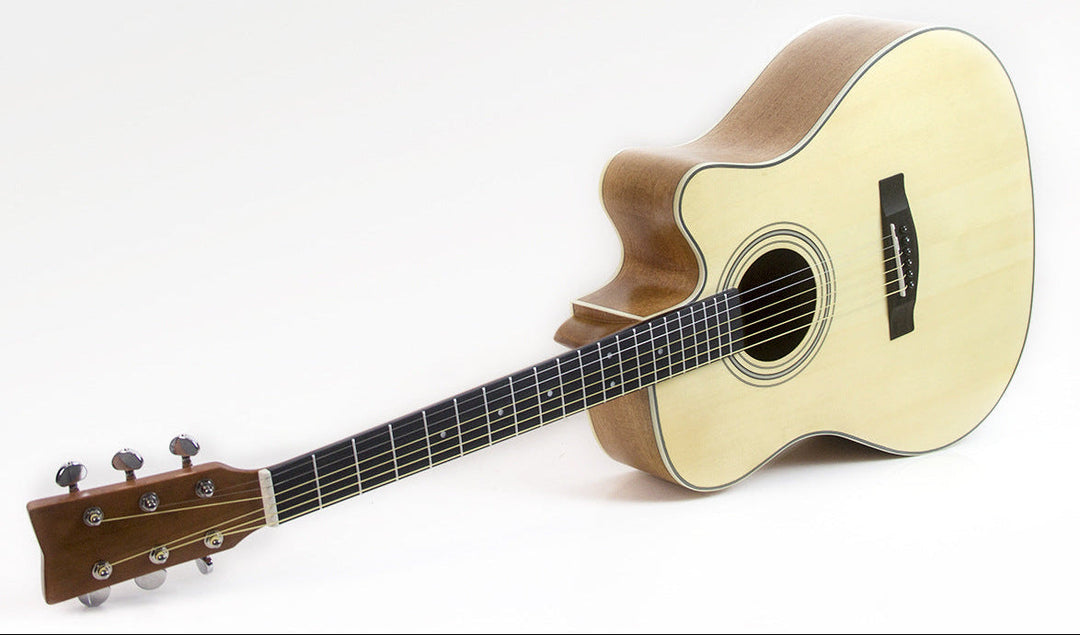 26-Zoll Akustik Ukulele mit Mahagoni-Korpus Karnz