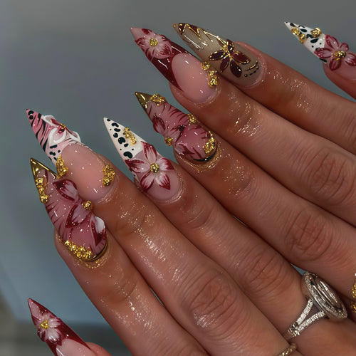 Künstlerisches Langes Stiletto-Nageldesign Karnz