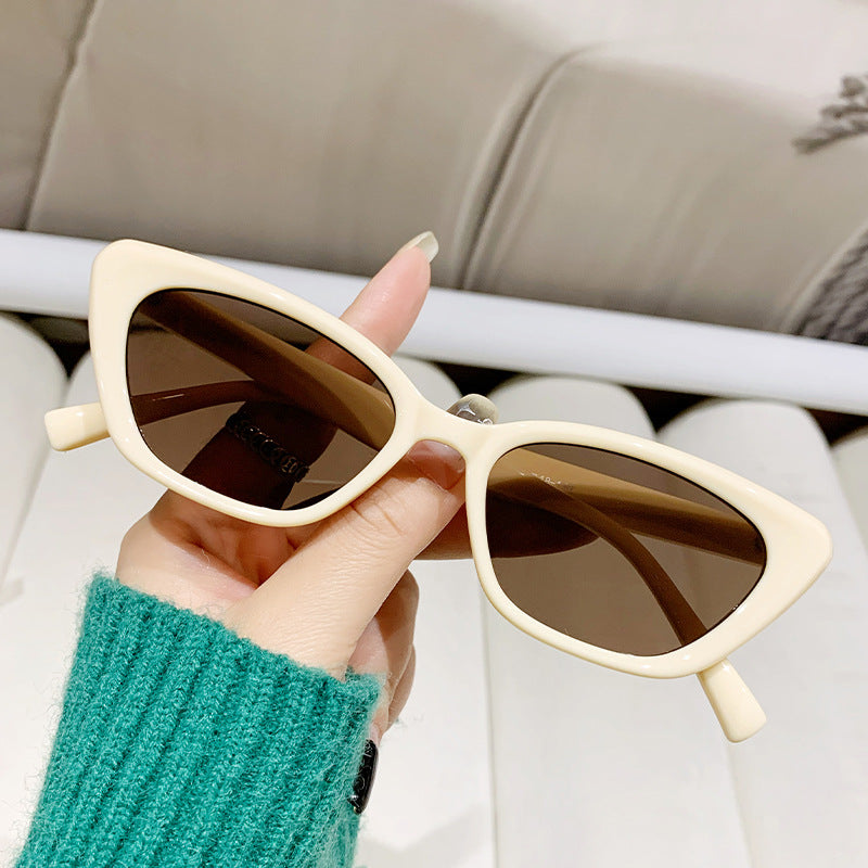 Damen Cat-Eye Sonnenbrille mit hochwertigem, geometrischem Rahmen Karnz