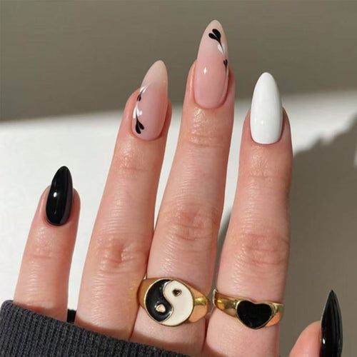 Künstlerische Spitzen-Gel-Nagelverlängerungen Karnz
