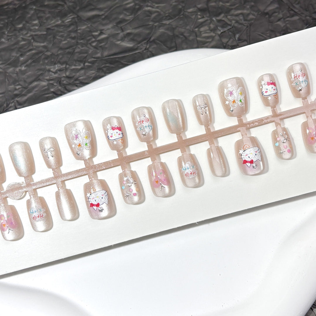 Verspielt Charakter-Themen Druck-On Nagelkunst Set