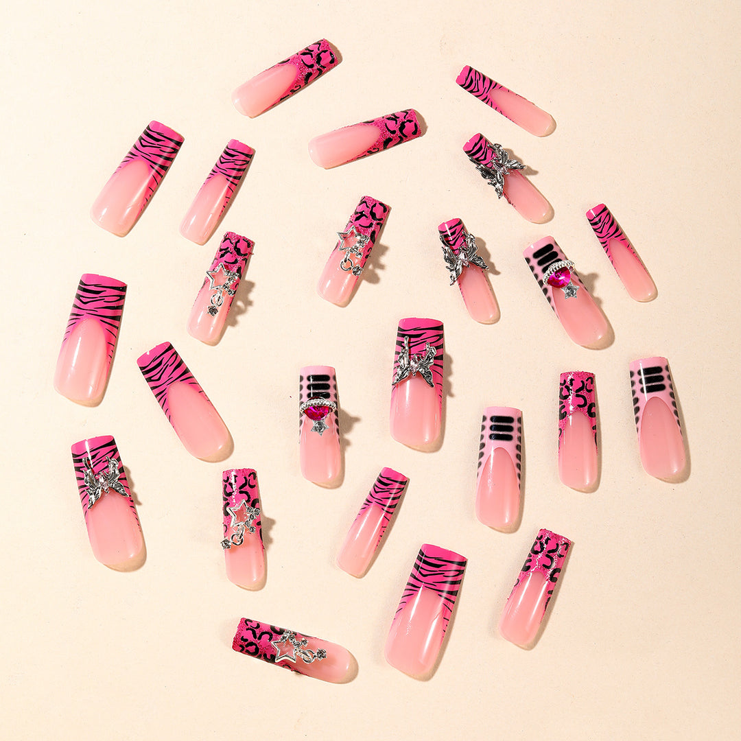 Glamorous 3D Glitter Nail Art Extensions Karnz