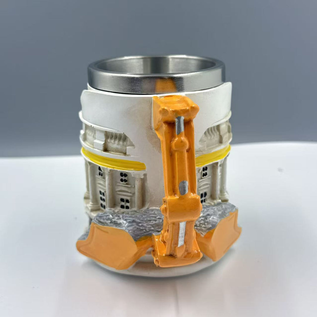 Kreativer Bauarbeiter Becher Karnz