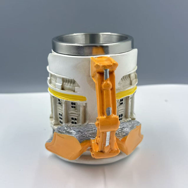 Kreativer Bauarbeiter Becher Karnz