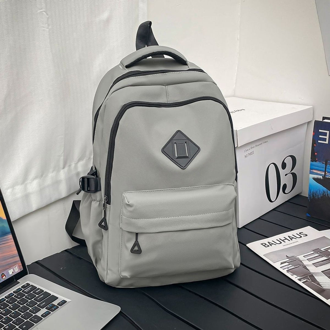 Vielseitiger Urban Laptop Rucksack Karnz