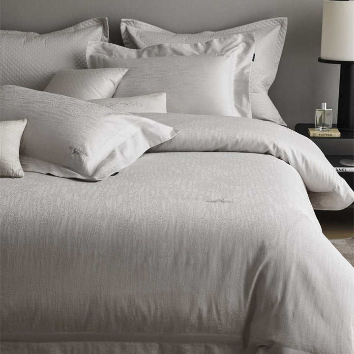 Premium Bettbezug-Set mit dezenter Jacquard-Struktur und Zierband Karnz