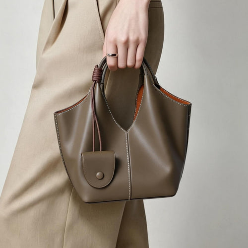Kragend-Top Weiches Leder Bucket Tote mit Hängender Mini-Tasche