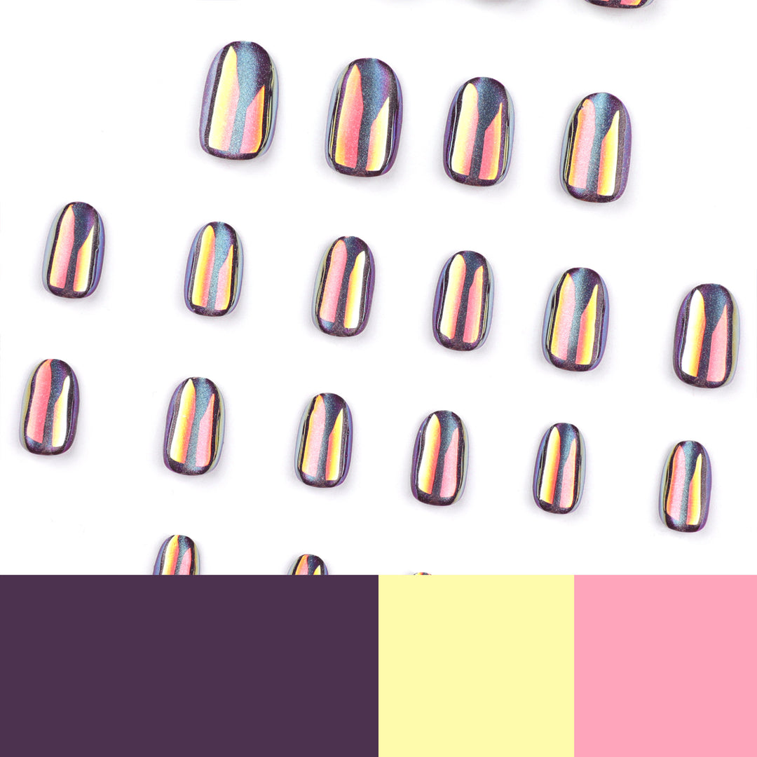 Kunstvolle Nagelkunst mit schimmerndem Finish Karnz