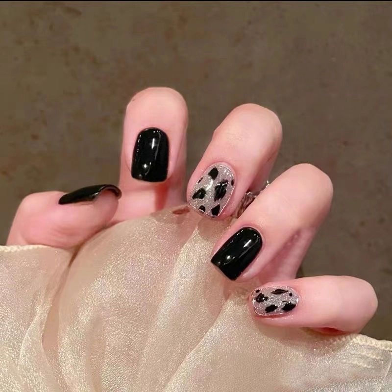 Artistic Nail Design Kit Karnz