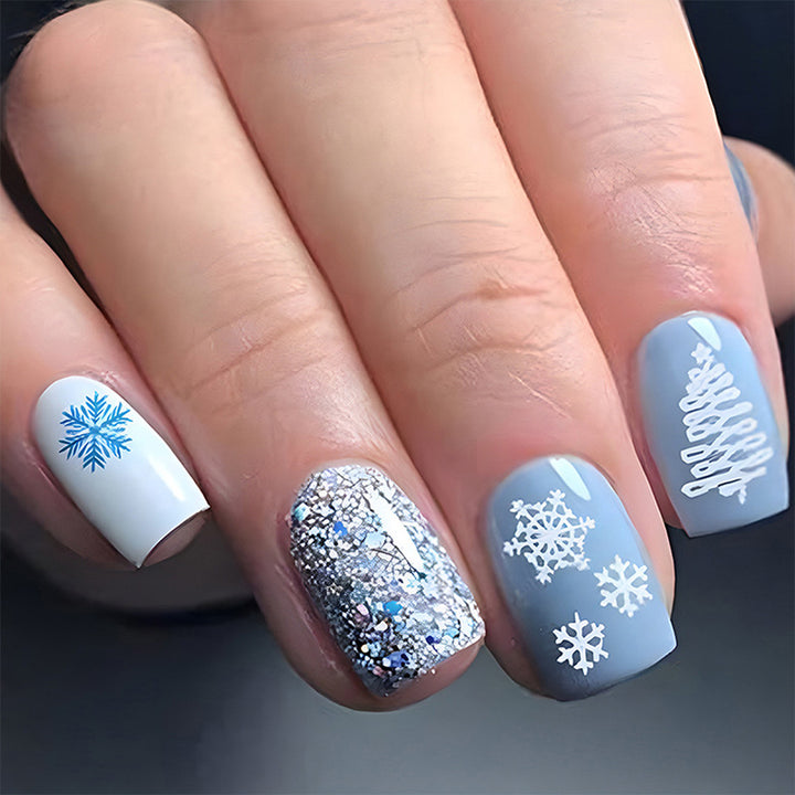 Kunstvolle Winter Nagelkunst Karnz